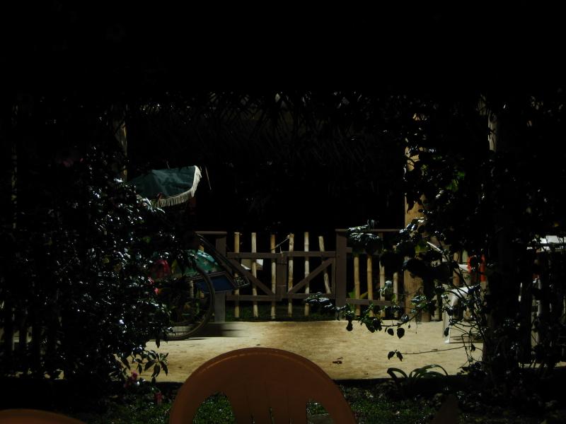 Night shot at taken from the Resturant at Heliala Lodge
Click for photo quality image
Warning photo quality image size is 331K