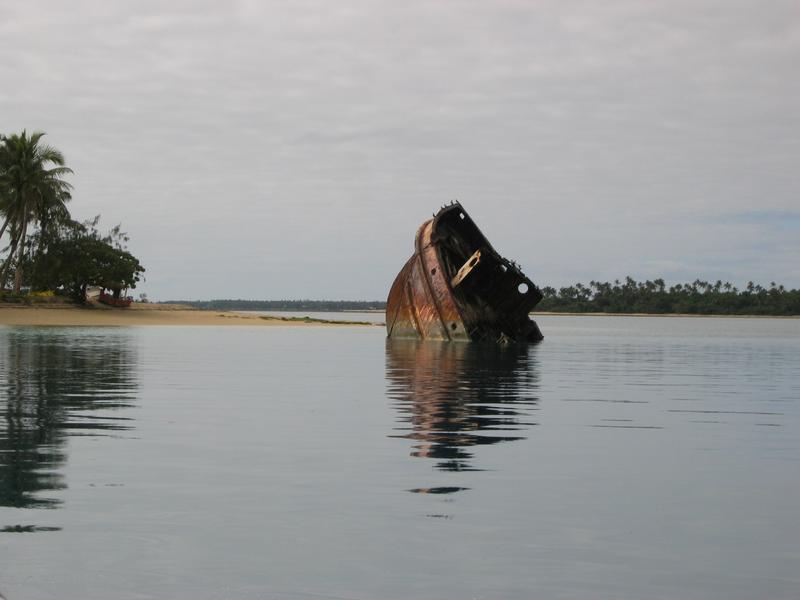 There are a lot of shipwrecks near here
Click for photo quality image
Warning photo quality image size is 666K