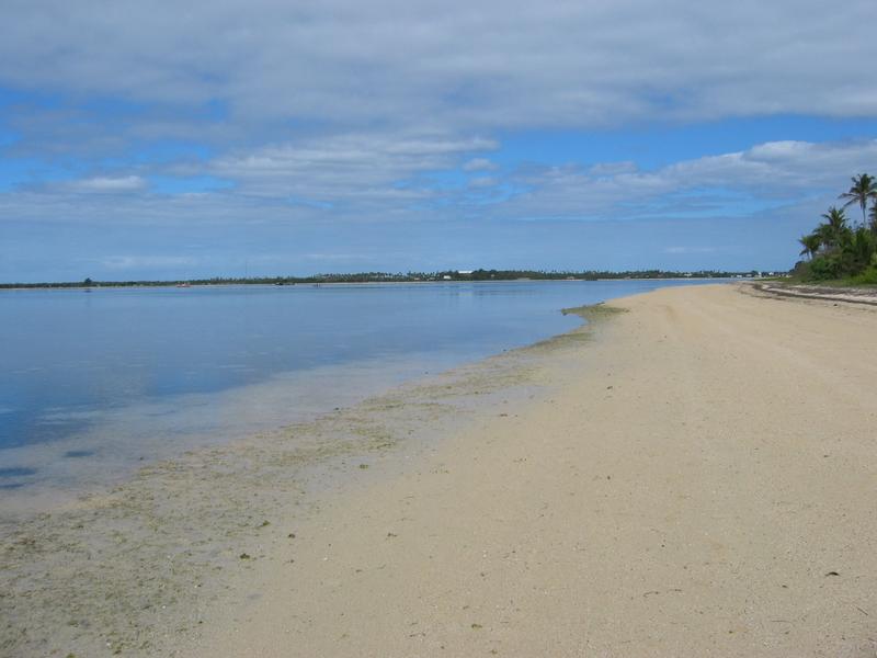 As you can see the beaches here are packed
Click for photo quality image
Warning photo quality image size is 859K