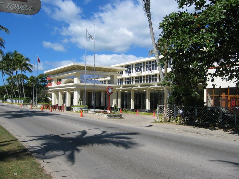 The International Dateline Hotel
Click for photo quality image
Warning photo quality image size is 1.2M