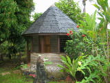 Our rather cute "Superior" Fale
Image taken at 08:20 on Jul 21 2003
Photo quality image geometry 2272x1704
Photo quality image size 1.5M