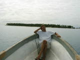 This American chap gave us a running commentary as we were ferried over to the Island.
Image taken at 11:25 on Jul 29 2003
Photo quality image geometry 2272x1704
Photo quality image size 696K