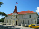 Government building opposite the Post Office
Image taken at 11:18 on Jul 30 2003
Photo quality image geometry 2272x1704
Photo quality image size 943K
