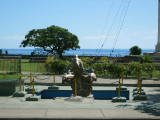 Dolphin Fountain outside the King's Palace
Image taken at 11:33 on Jul 30 2003
Photo quality image geometry 2272x1704
Photo quality image size 1.0M